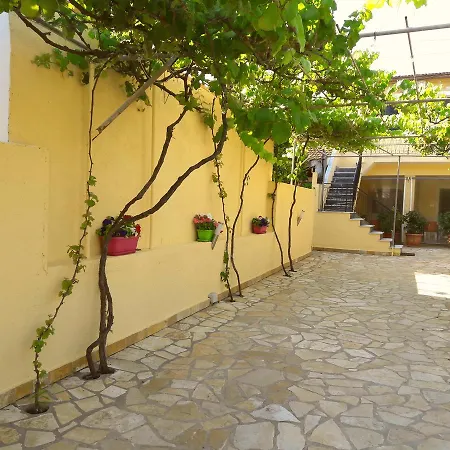 Bungalows Niki Acharavi  Exterior photo