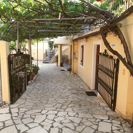 Bungalows Niki Acharavi  Exterior photo