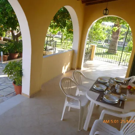 Bungalows Niki Acharavi  Exterior photo