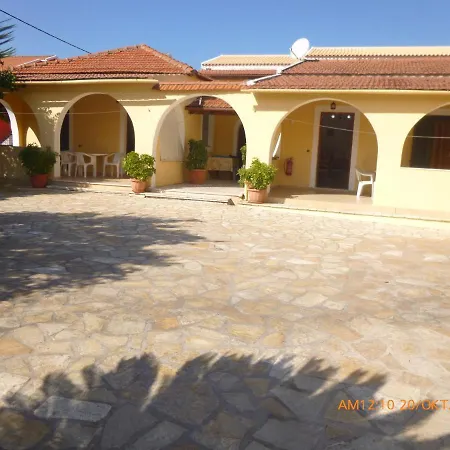 Bungalows Niki Acharavi  Exterior photo