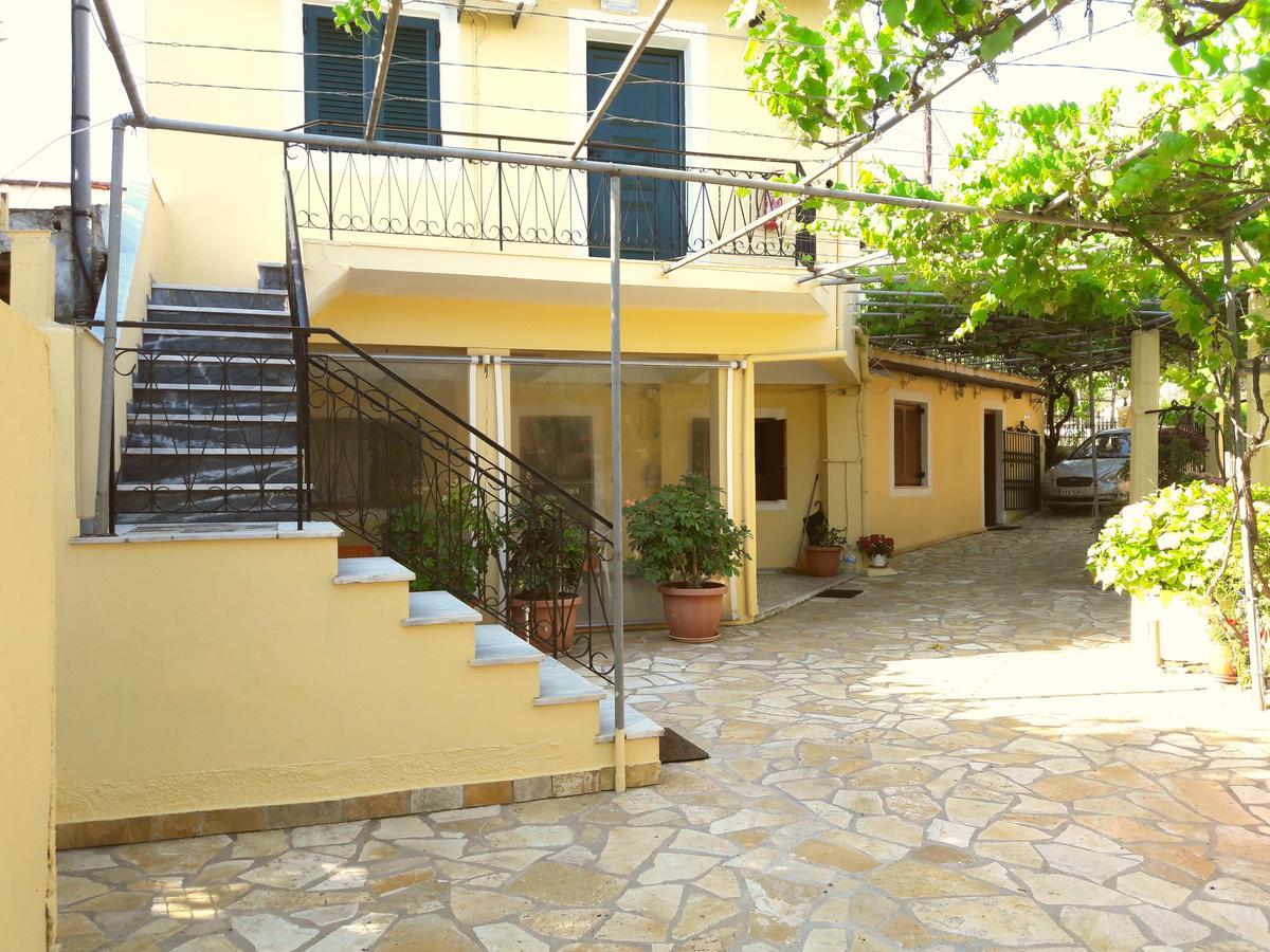 Niki Acharavi (Corfu)